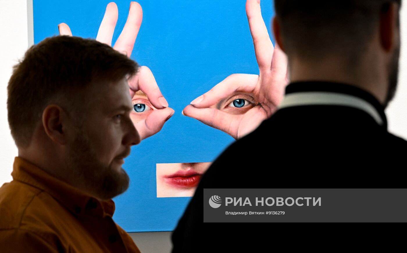 Ярмарка современного искусства "Арт Россия" в Москве