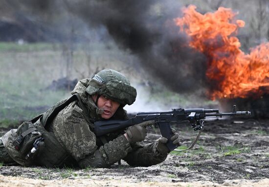 Боевое слаживание штурмовиков группировки войск "Запад" на Краснолиманском направлении СВО 