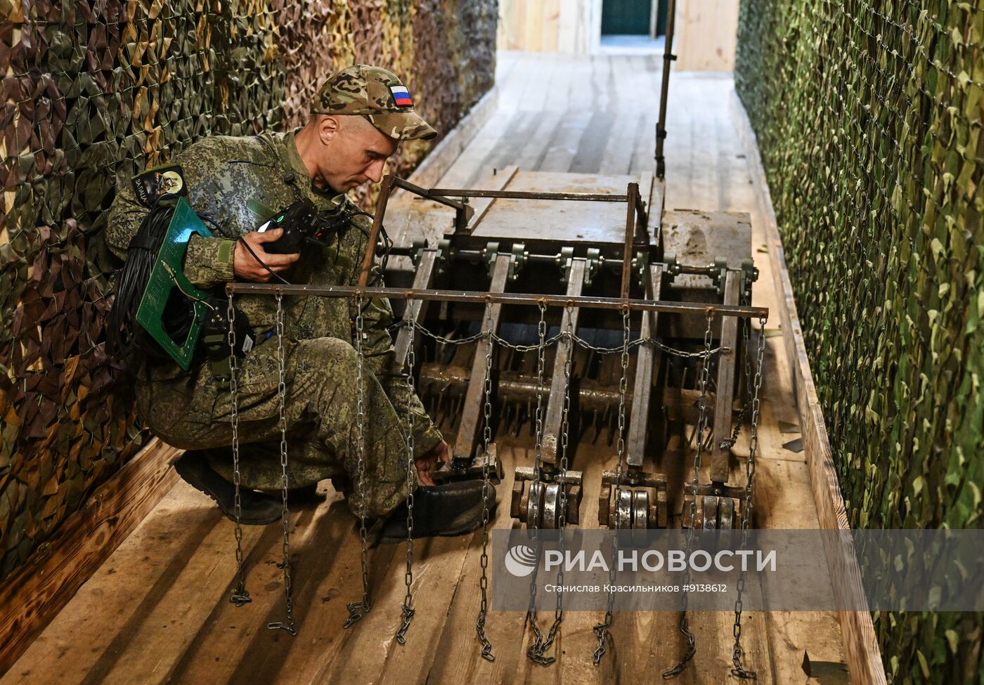 Лаборатория по сборке беспилотных наземных платформ группировки войск "Запад" на Харьковском направлении СВО