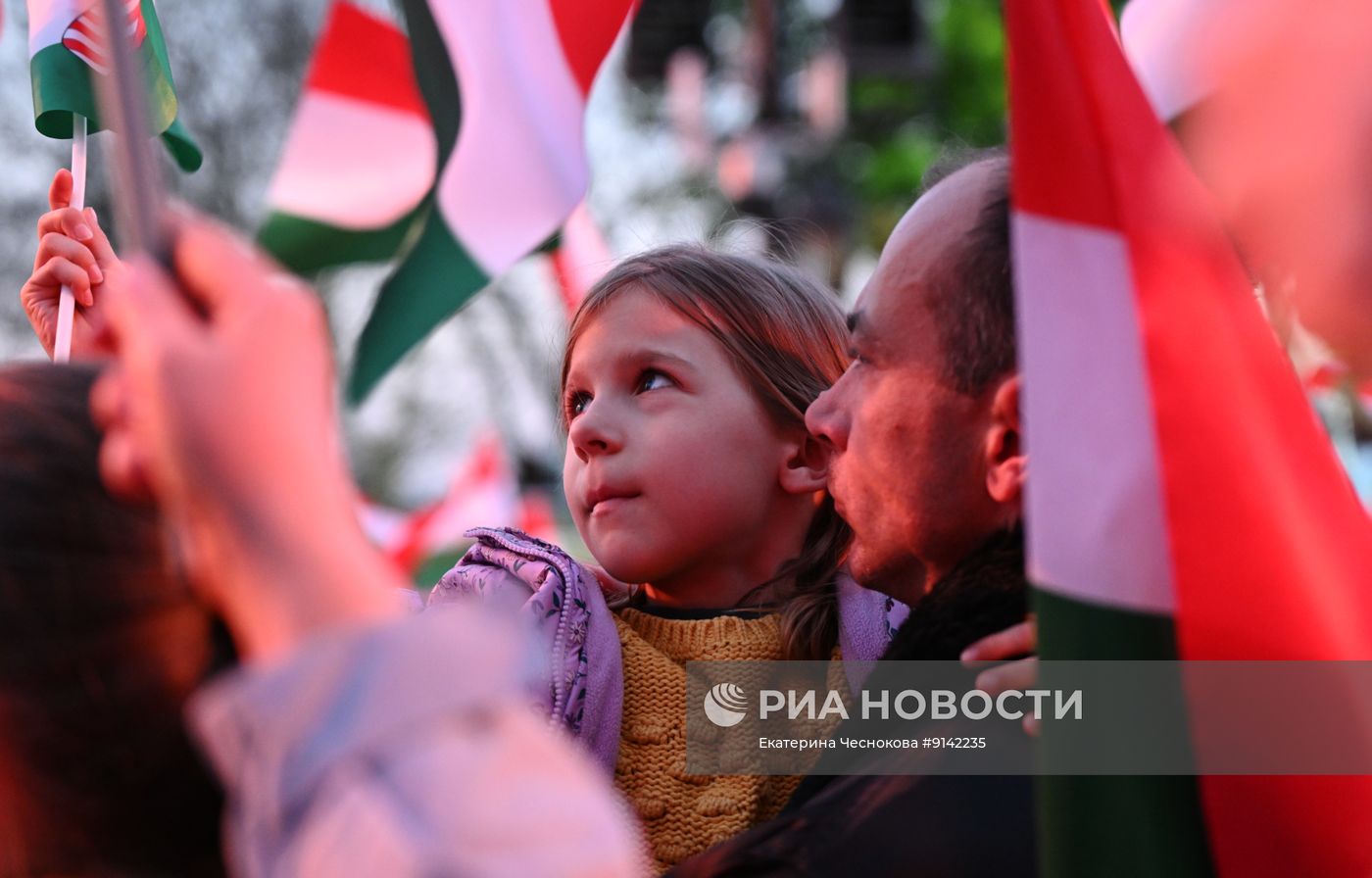 Митинг сторонников Виктора Орбана в Будапеште