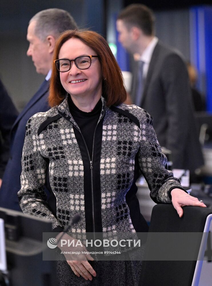 Стратегическая сессия правительства РФ "О прогнозе потребности в кадрах и мерах по обеспечению экономики кадрами"