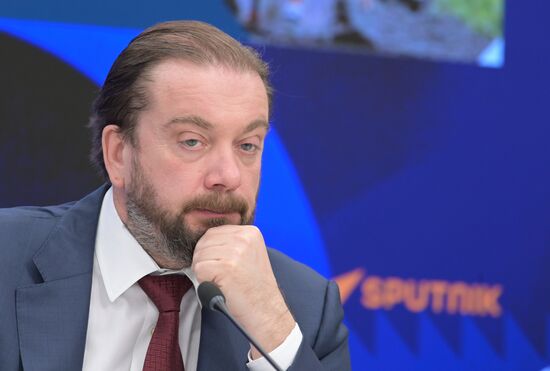 Пресс-конференция о международном экономическом форуме "Россия — Исламский мир: КазаньФорум"