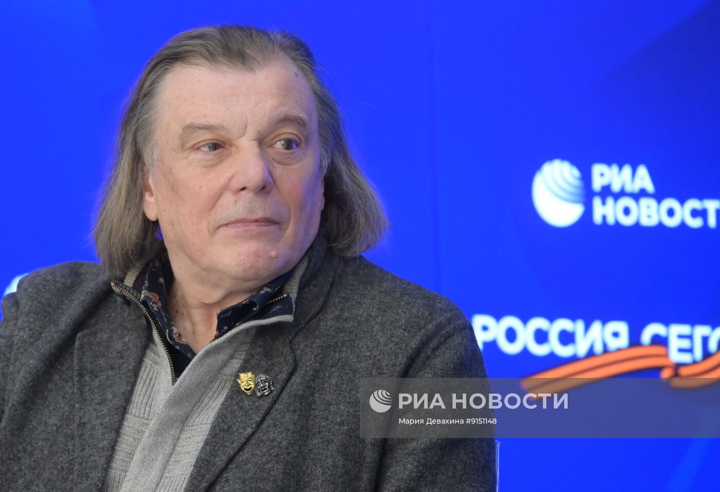 Театр сатиры: премьера спектакля "Физики"