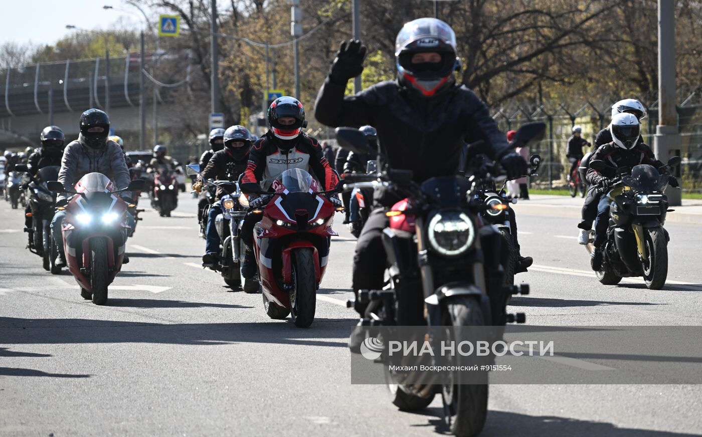 Открытие мотосезона клуба "Ночные Волки" в Москве