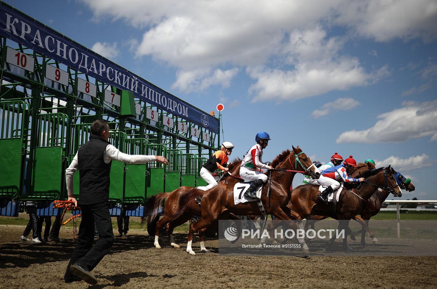 Открытие скакового сезона в Краснодаре