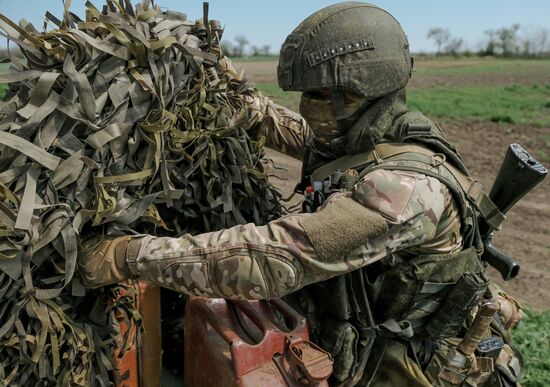 Использование робототехнического комплекса "Курьер" в зоне СВО
