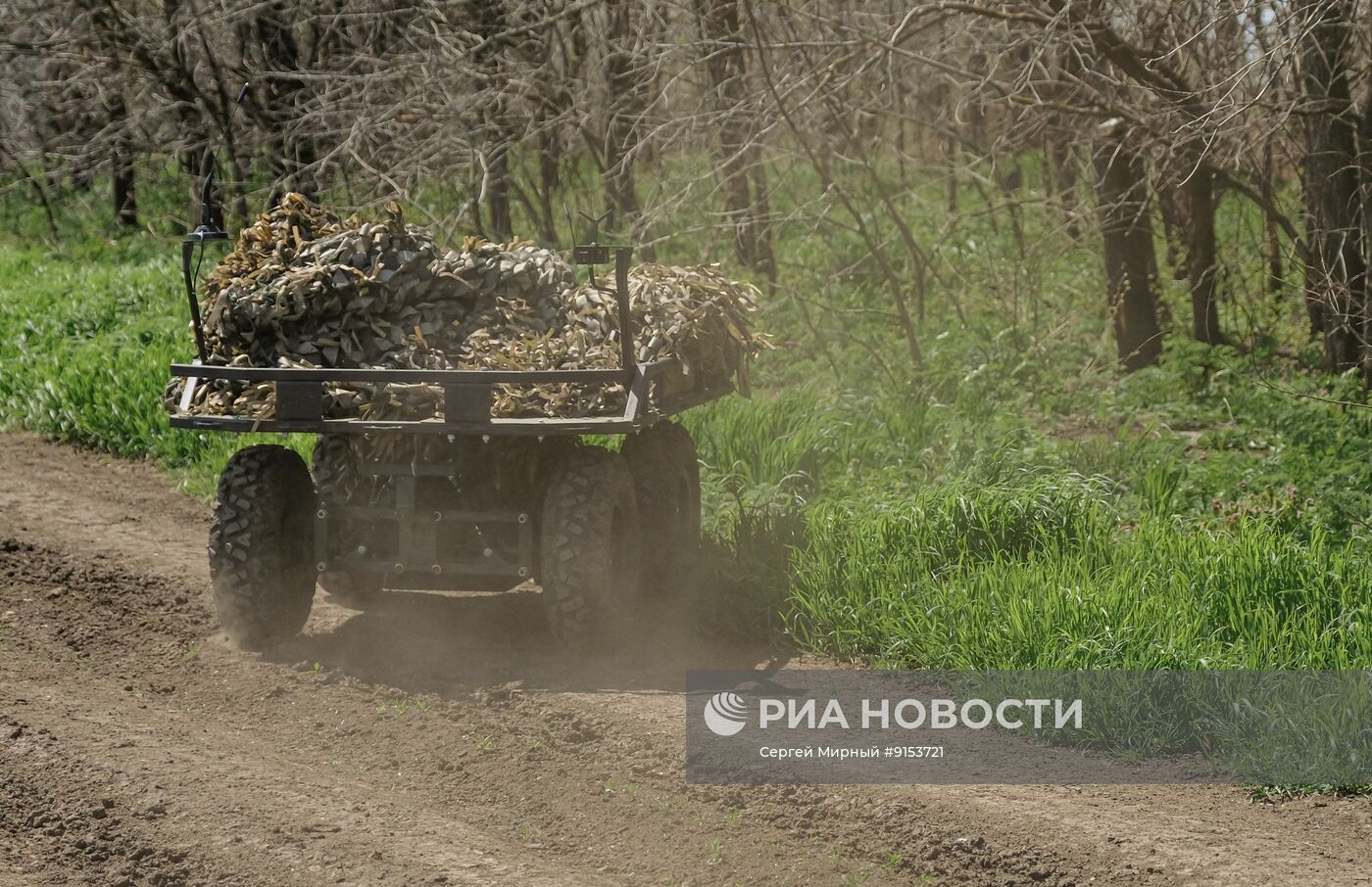 Использование робототехнического комплекса "Курьер" в зоне СВО