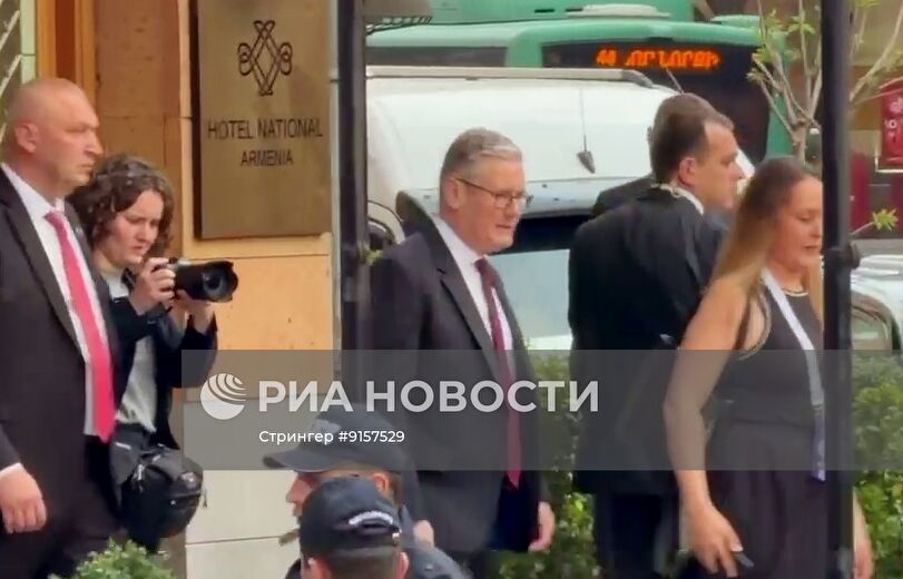 Обстановка у отеля "Националь" в Ереване 