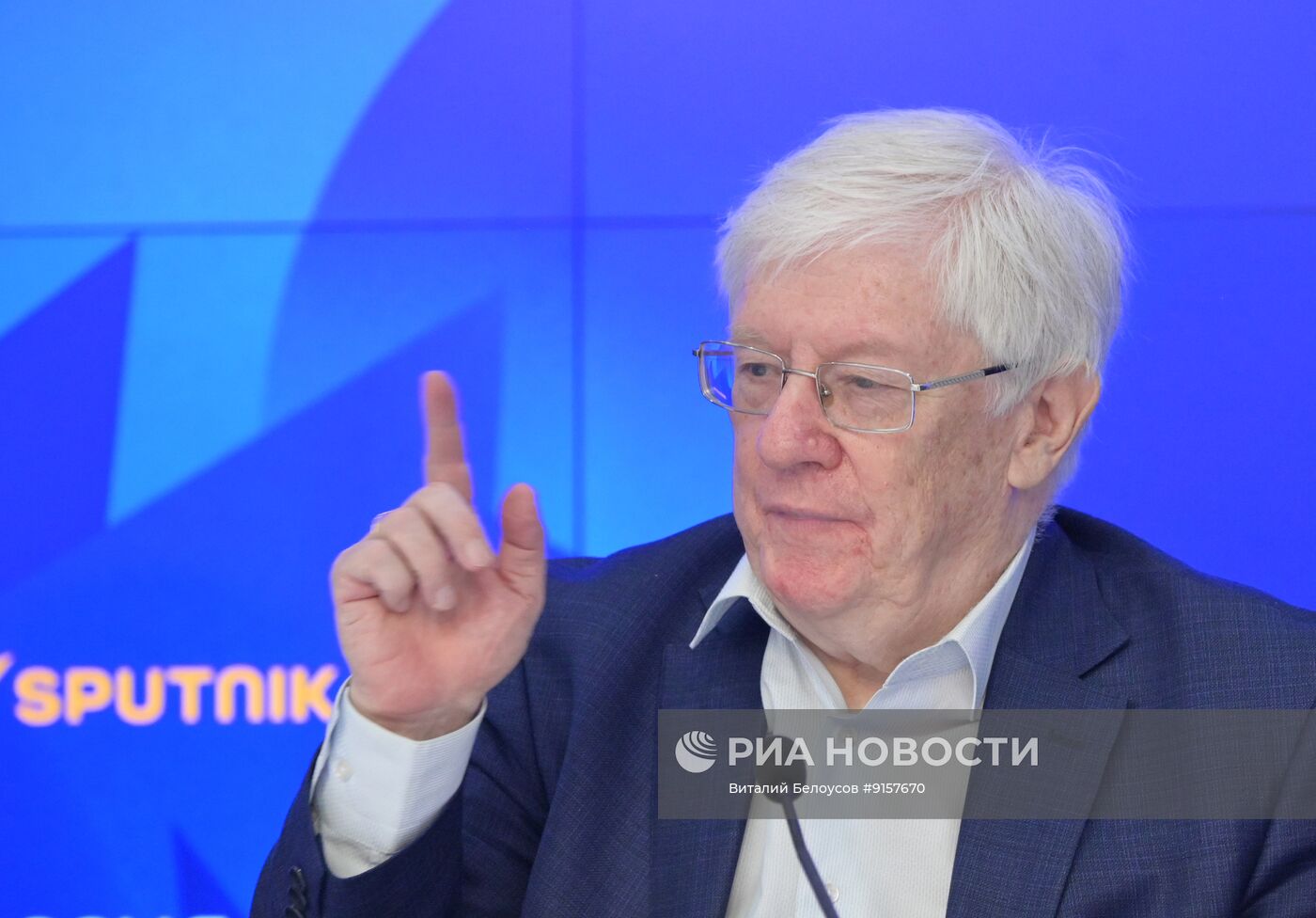 Выход ОАЭ из ОПЕК и ОПЕК+: влияние на мировой нефтяной рынок