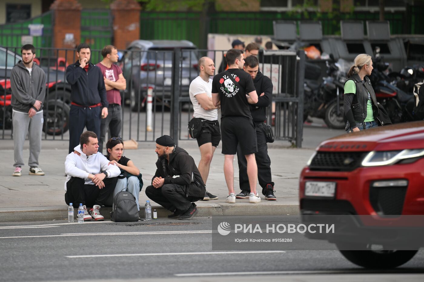 Водитель мотоцикла насмерть сбил актрису Ксению Добромилову