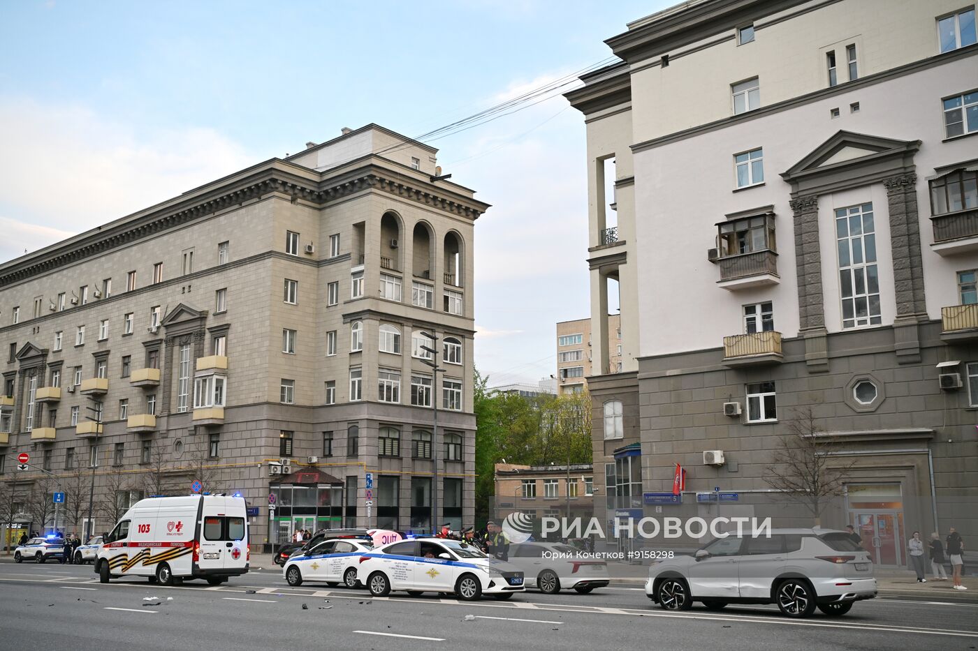 Водитель мотоцикла насмерть сбил актрису Ксению Добромилову