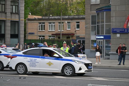 Водитель мотоцикла насмерть сбил актрису Ксению Добромилову