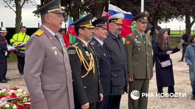 Памятная церемония, приуроченная ко Дню Победы, прошла в среду на кладбище советских воинов в коммуне Нуайе-Сен-Мартен 
