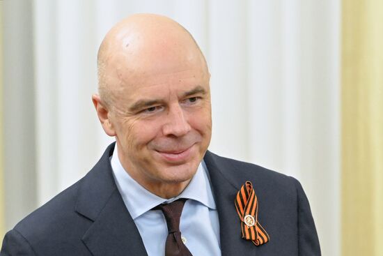 Премьер-министр Михаил Мишустин провел заседание правительства РФ