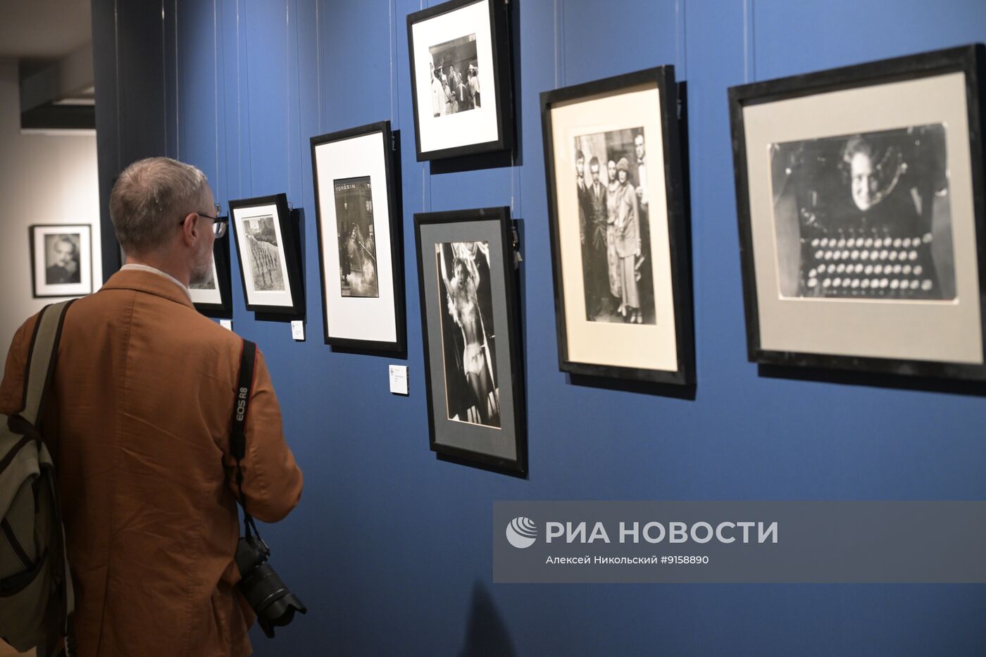 Вернисаж и презентация журнала "Советское фото-100 лет" в Москве