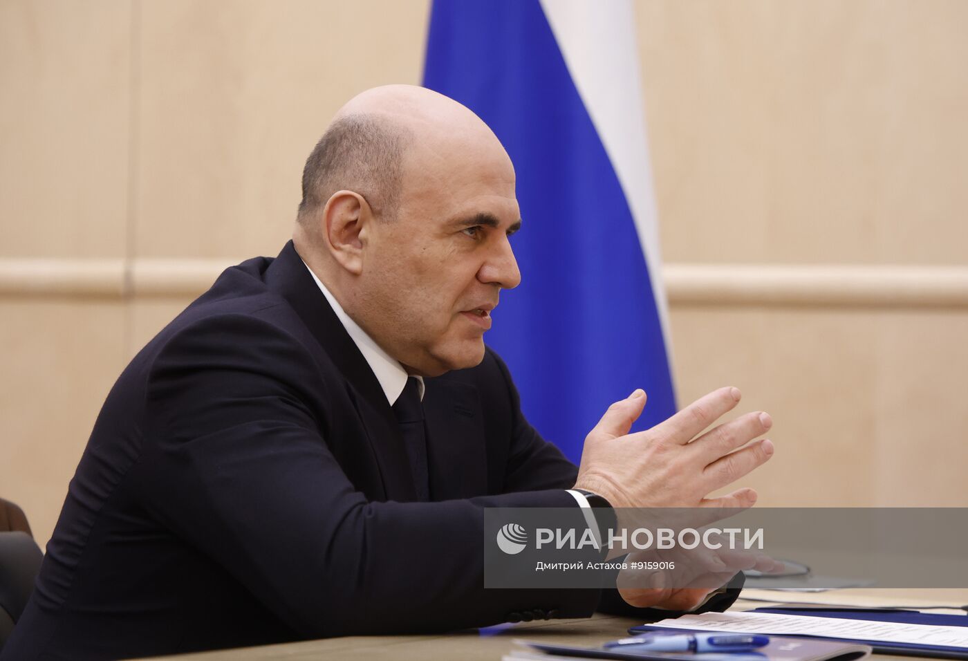 Премьер-министр Михаил Мишустин встретился с ректором МГУ Виктором Садовничим
