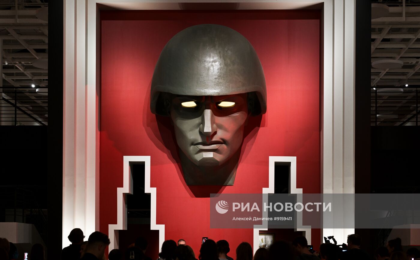 Выставка "Русский императив" в Санкт-Петербурге