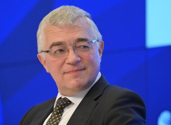 Пресс-показ документального фильма "Помощь без границ"