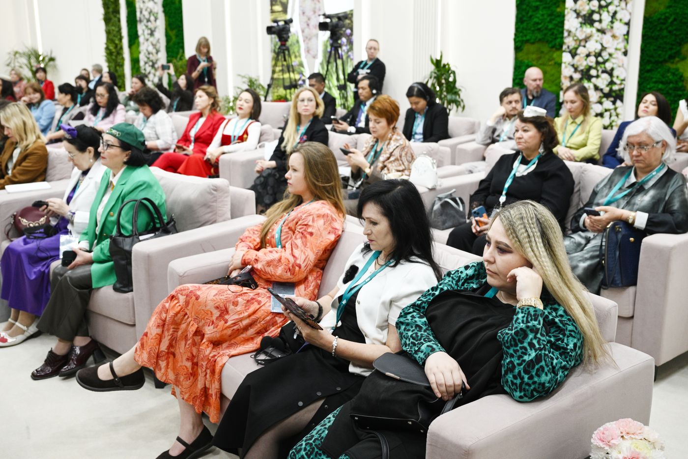 КАЗАНЬФОРУМ 2026. Женщины в экономике: векторы международного сотрудничеств