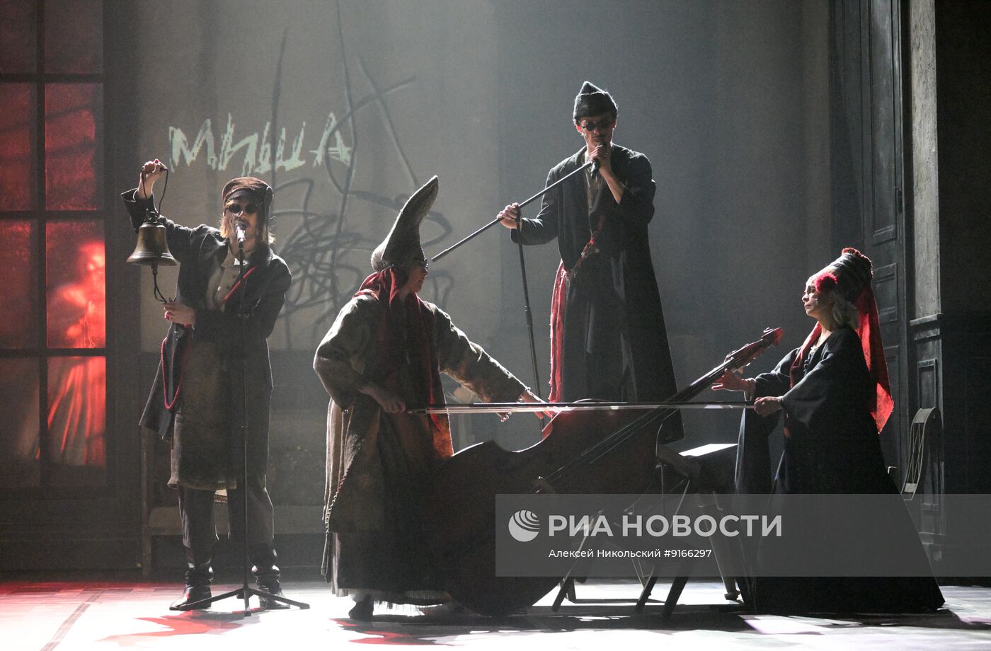 Спектакль "История одного детства" в РАМТ