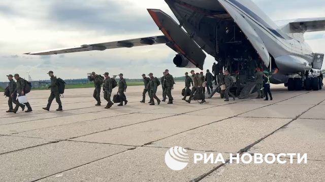 Возвращение в Россию освобожденных из украинского плена бойцов