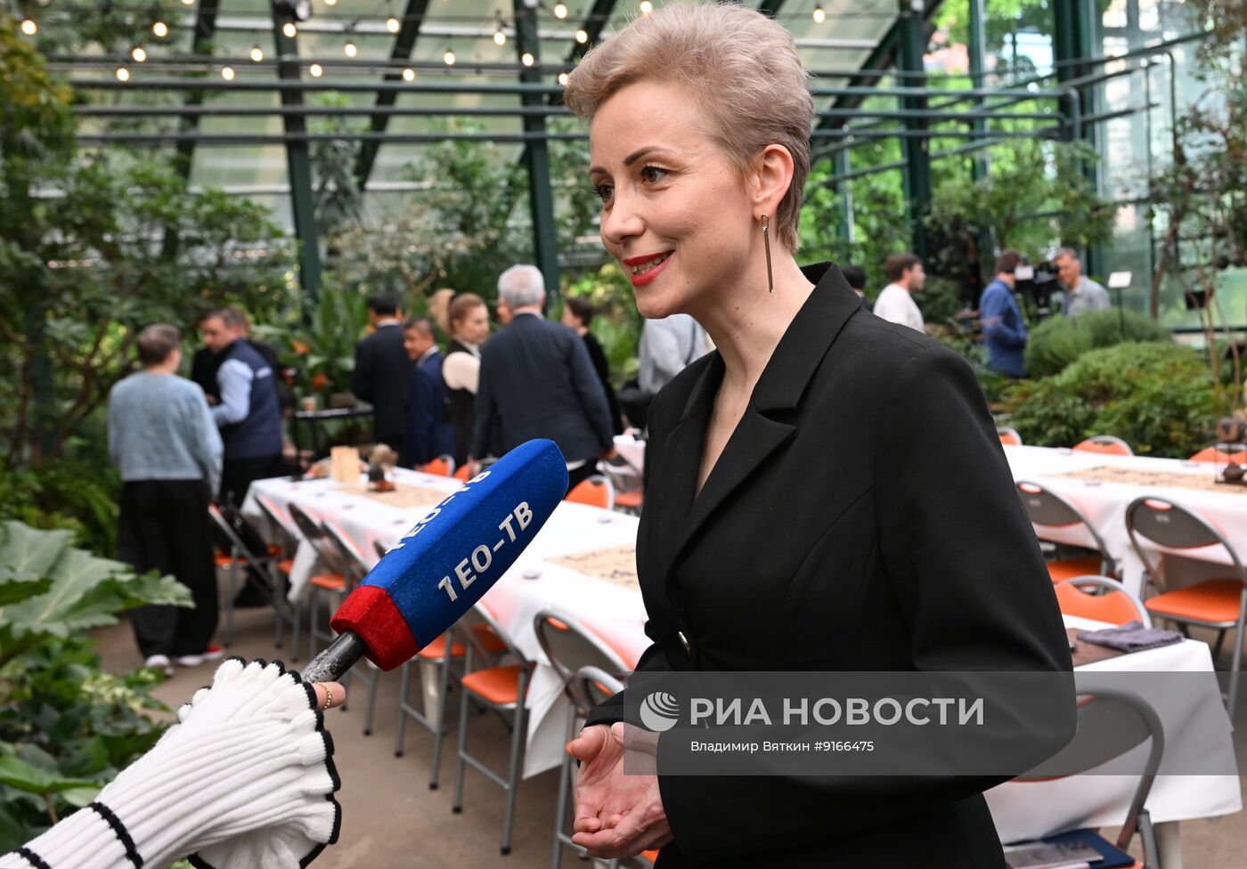 Празднование "Международного дня чая" в Москве