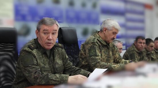 Начальник Генштаба ВС РФ Валерий Герасимов проинспектировал работу группировки "Запад"