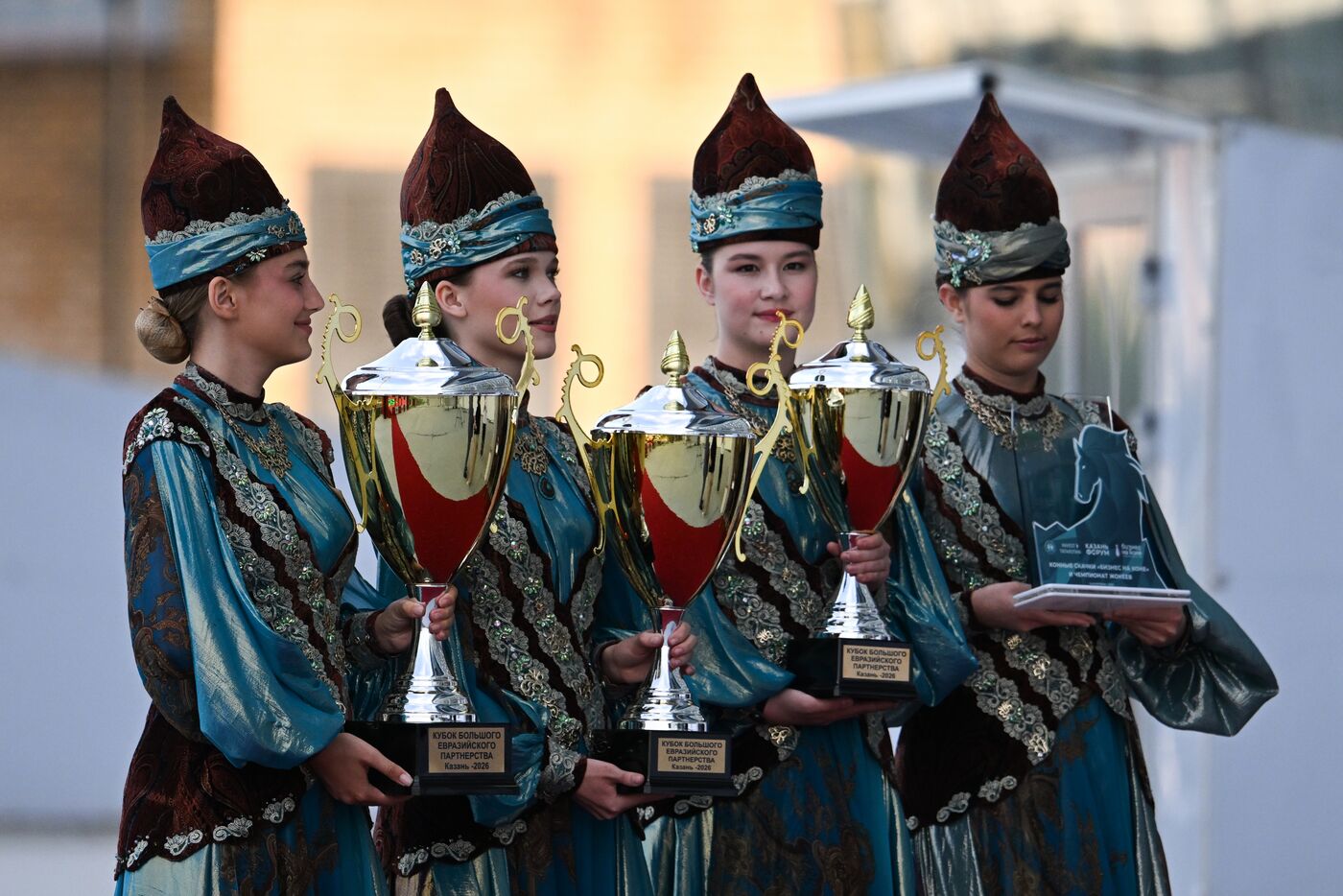 КАЗАНЬФОРУМ 2026. Конные скачки "Бизнес на коне" и Чемпионат жокеев