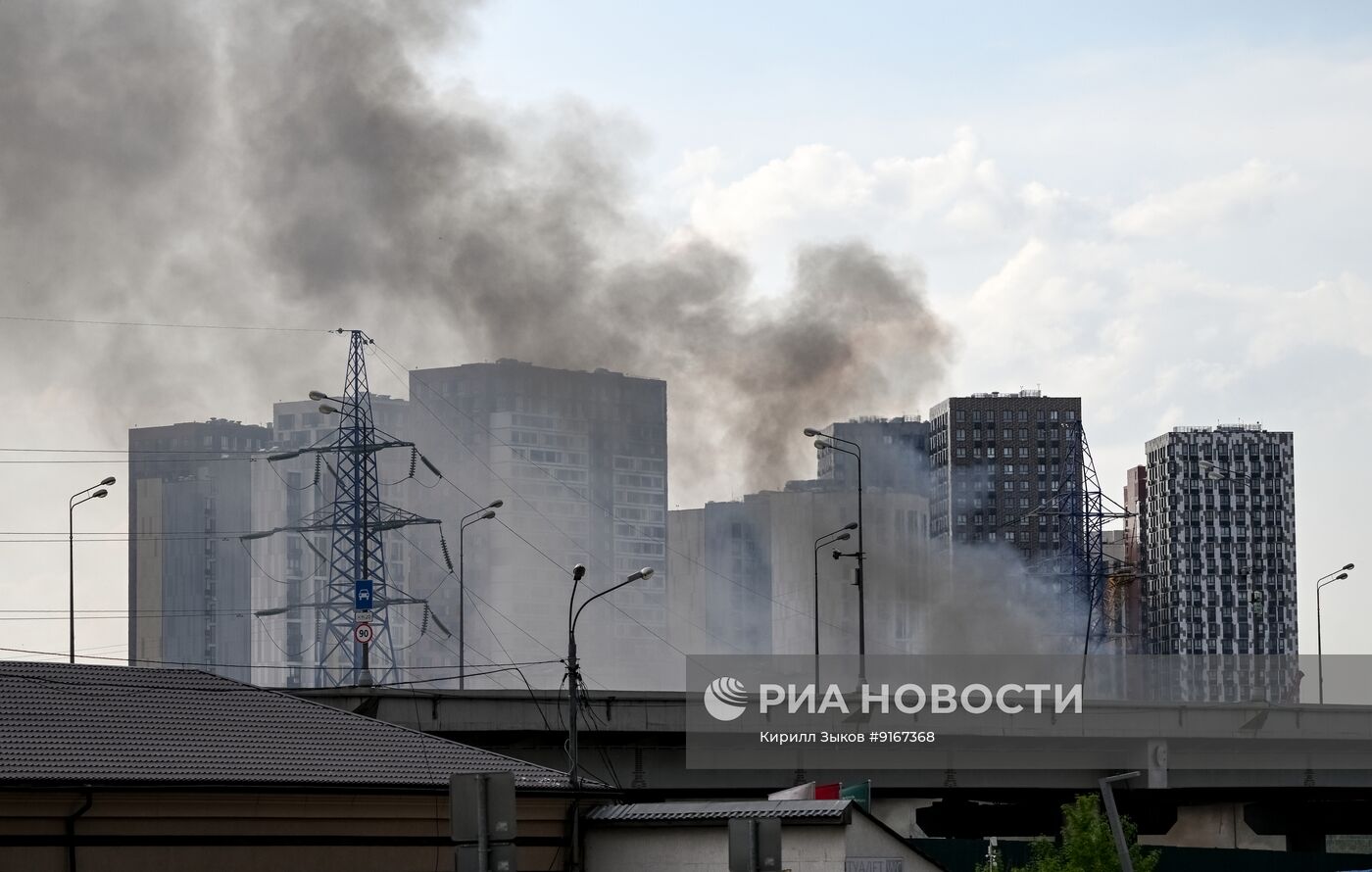 Пожар на стройплощадке на востоке Москвы