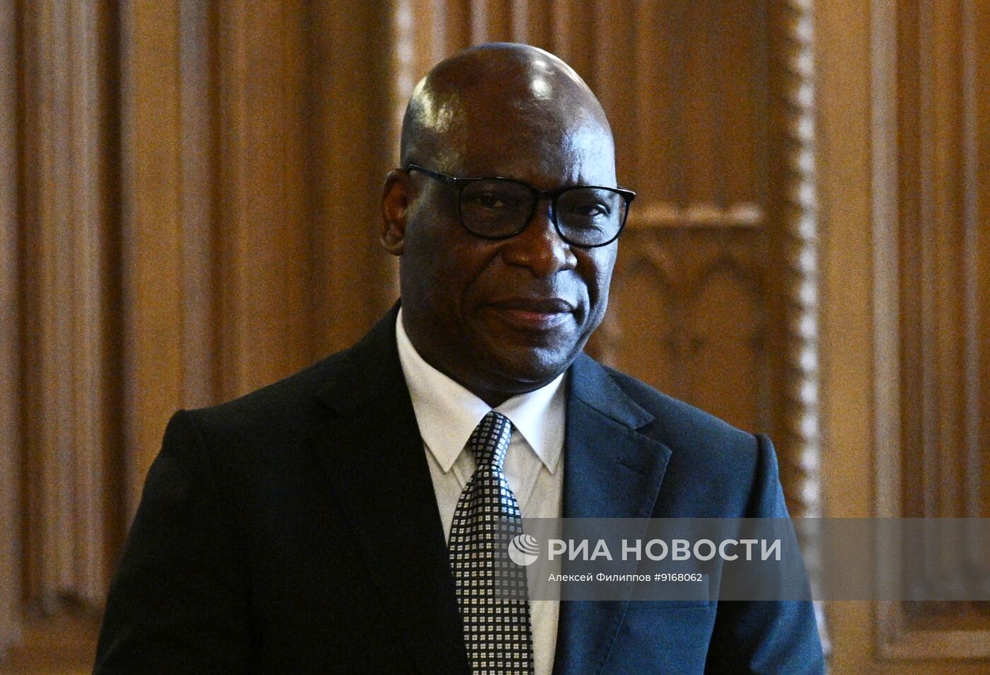 Встреча главы МИД РФ С. Лаврова и главы МИД Гвинеи С. Ойоно Эсоно Анге