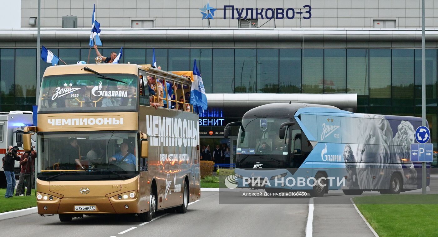 Чествование ФК "Зенит" - чемпиона России по футболу