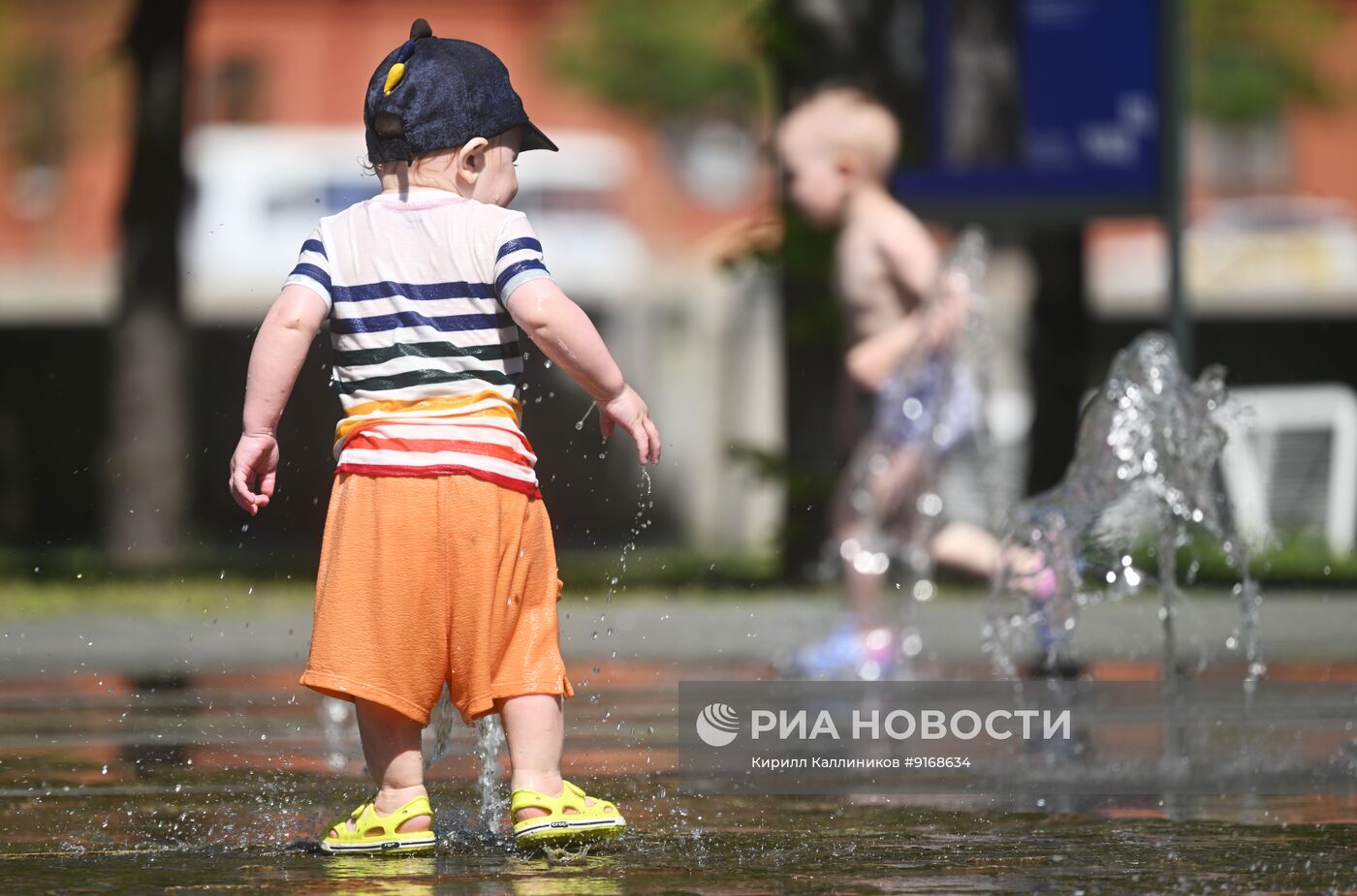 Жаркая погода в Москве
