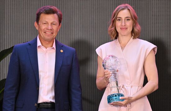 Вручение в Москве индивидуальных призов по итогам биатлонного сезона 2025-2026