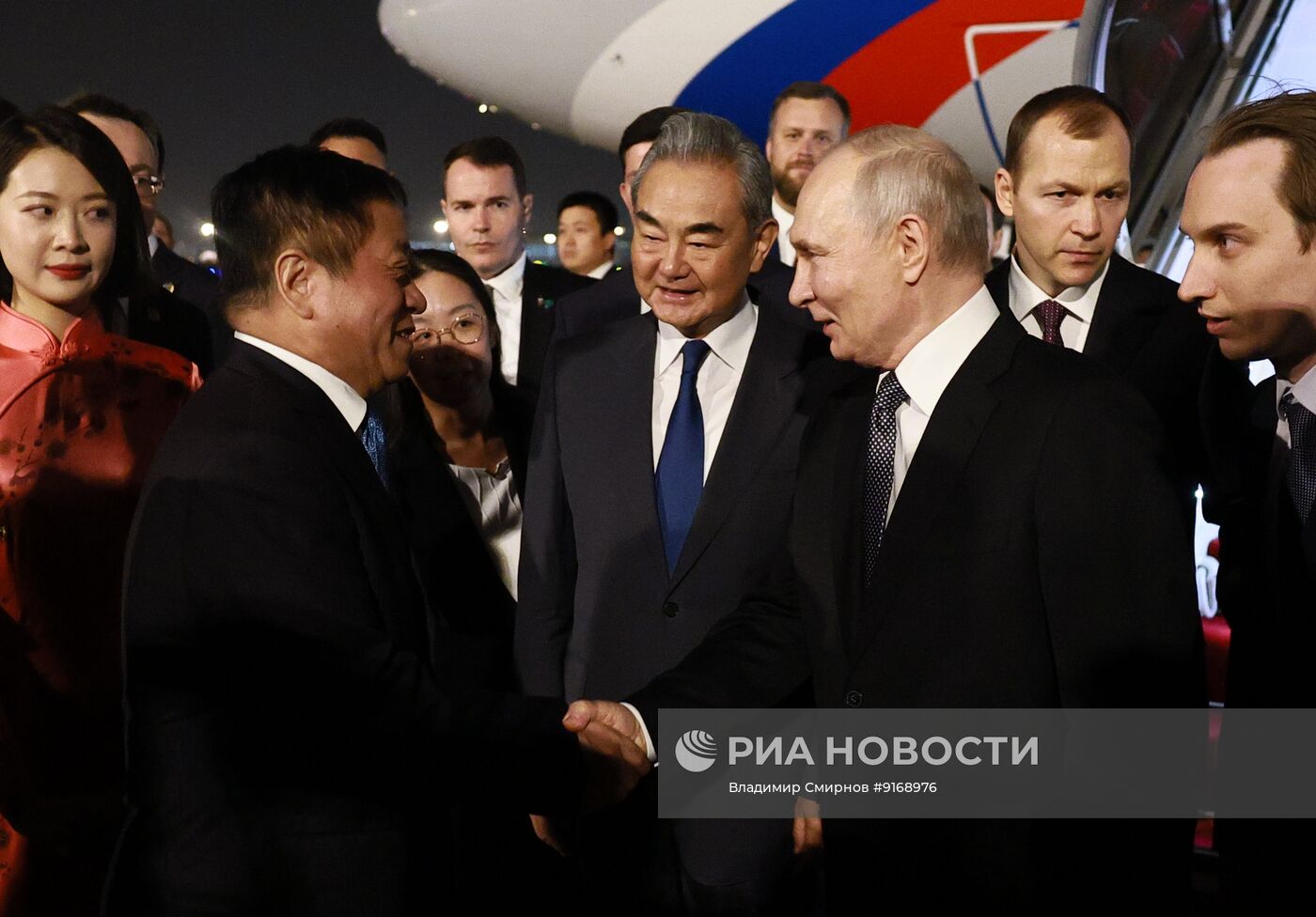 Президент Владимир Путин прибыл в Китай