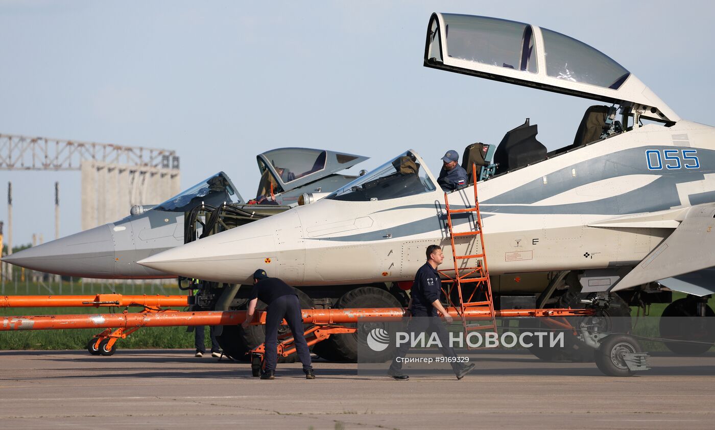 Первый полет двухместной версии истребителя пятого поколения Су-57
