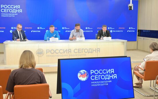 21 мая — День полярника