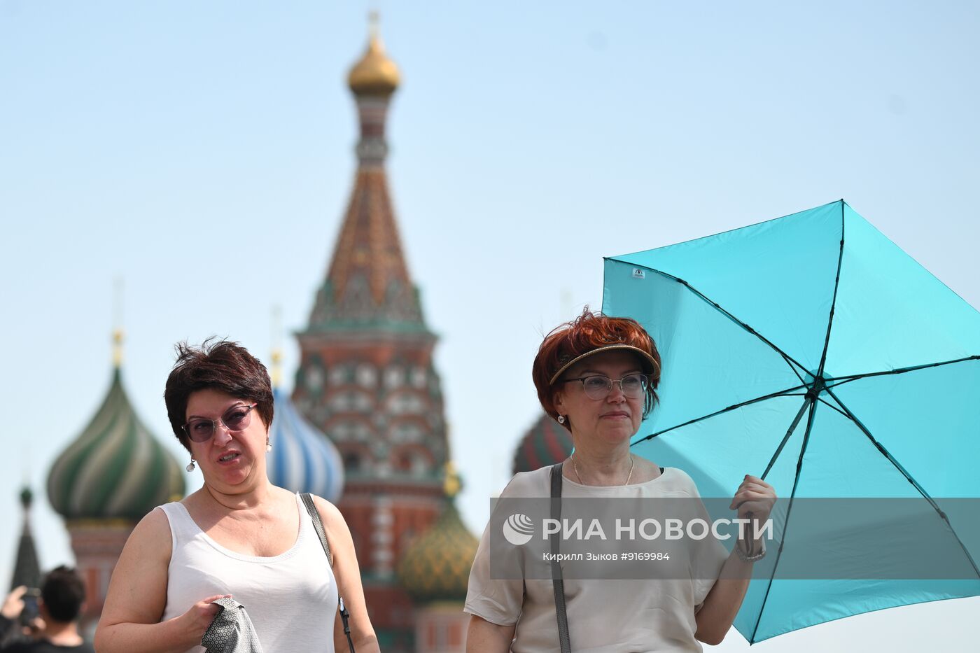 Жаркая погода в городах России
