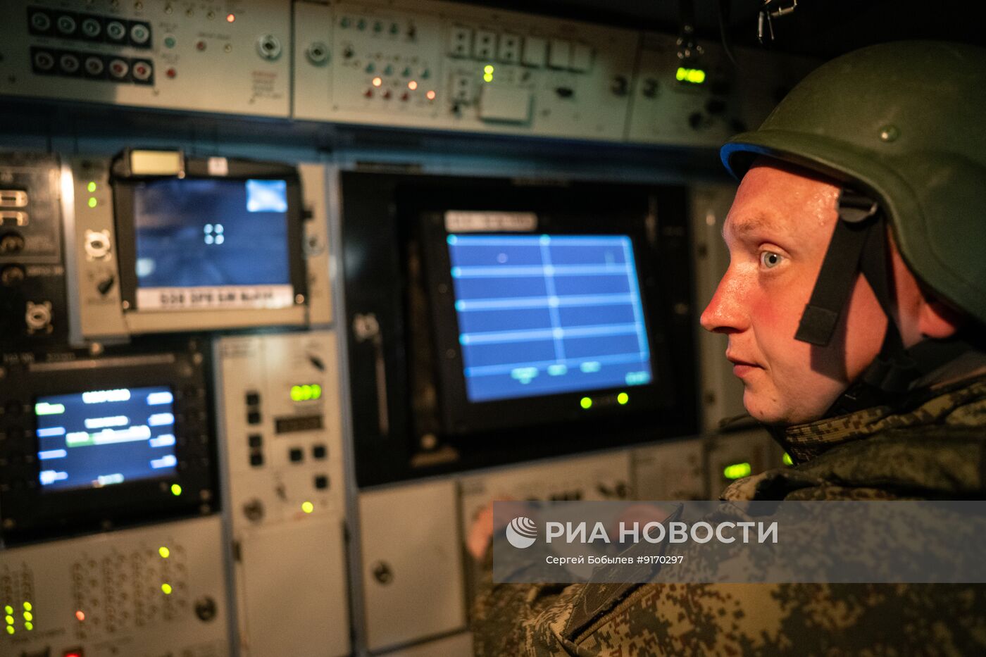 Боевое дежурство расчета "Тор-М2" группировки войск "Запад" на Купянском участке СВО