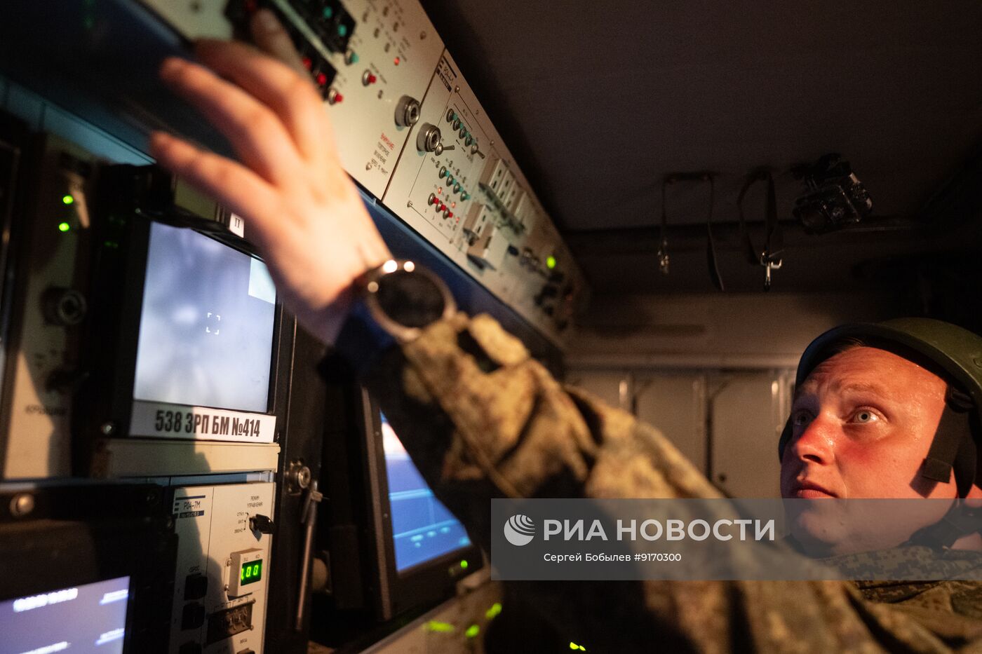 Боевое дежурство расчета "Тор-М2" группировки войск "Запад" на Купянском участке СВО