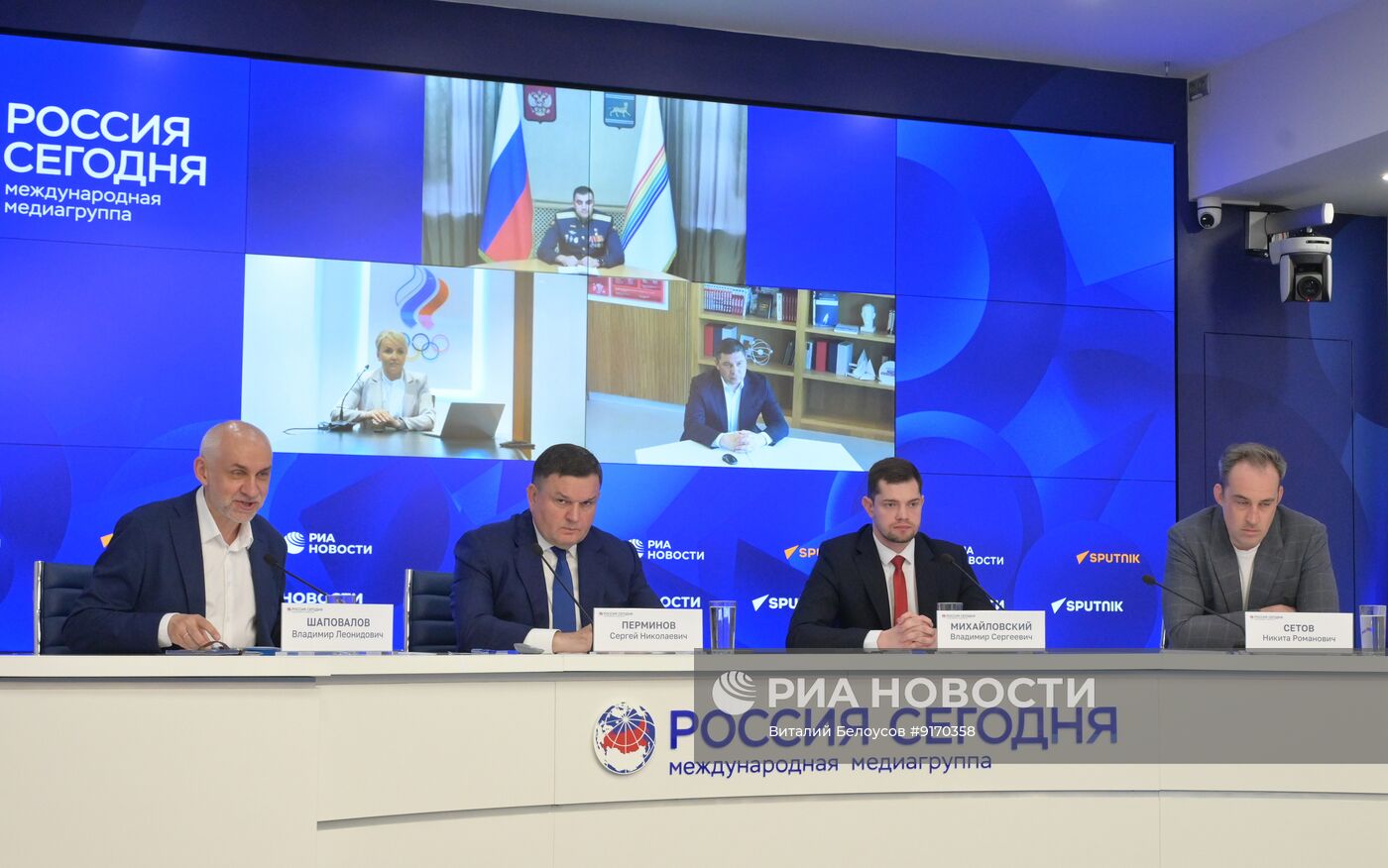 "Время героев": как формируется новая команда развития России