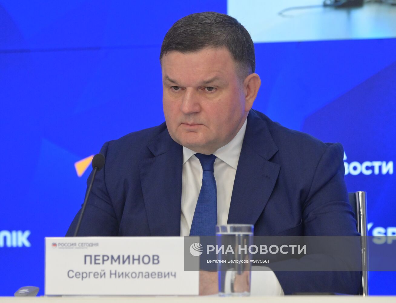 "Время героев": как формируется новая команда развития России