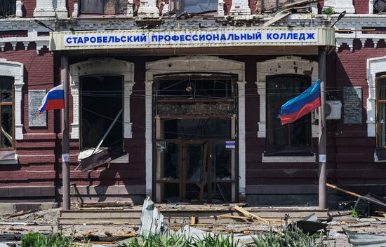 Последствия беспилотной атаки ВСУ в Старобельске (ЛНР)