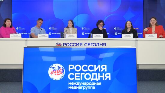 Кому люди верят больше: журналистам или блогерам?
