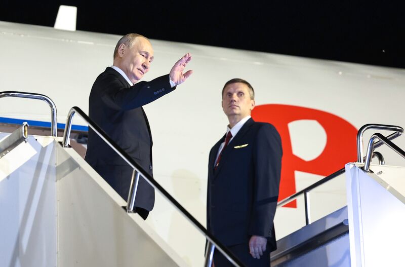 Вылет президента РФ Владимира Путина в Россию после государственного визита в Казахстан