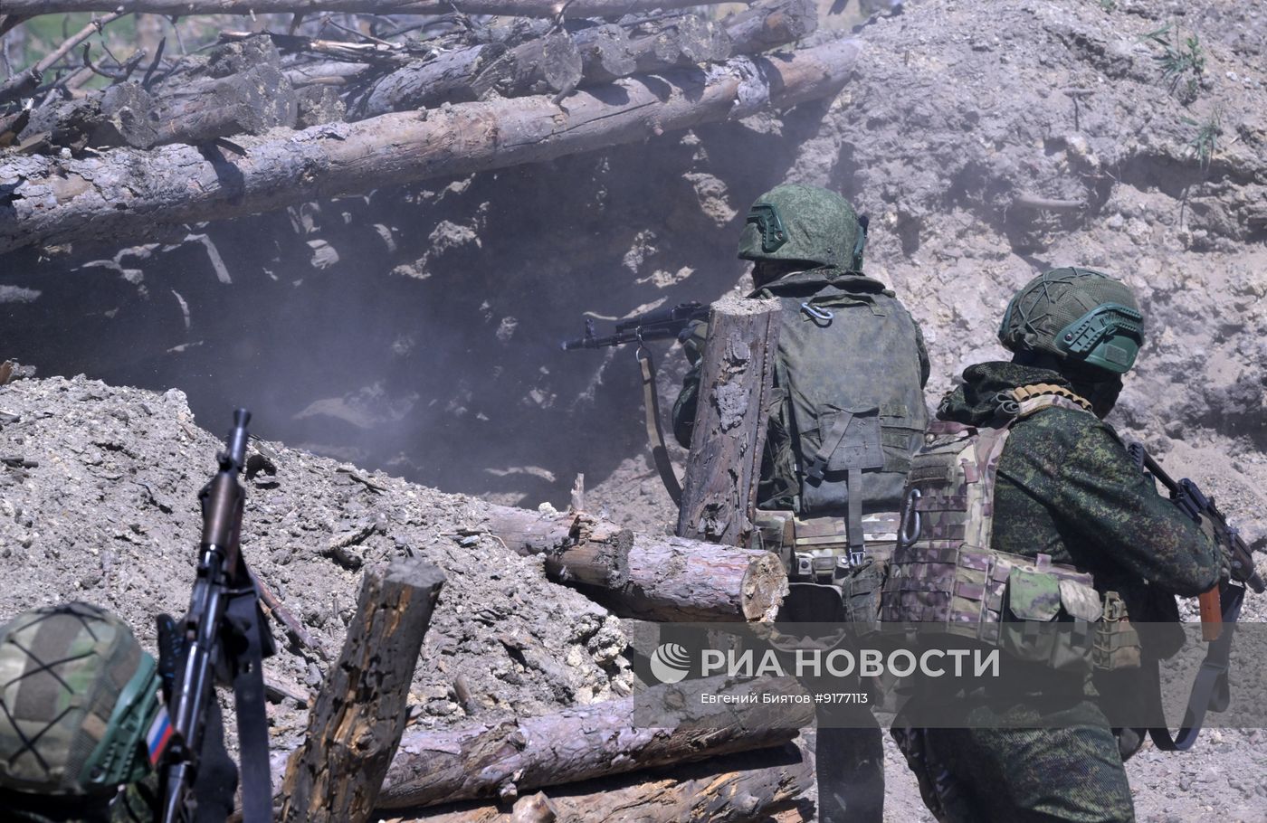 Боевая подготовка штурмовых подразделений группировки войск "Запад" в ЛНР