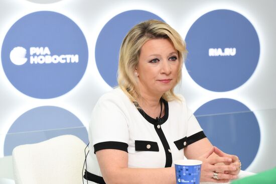 ПМЭФ-2026. Стенд РИА Новости и студия радио Sputnik 