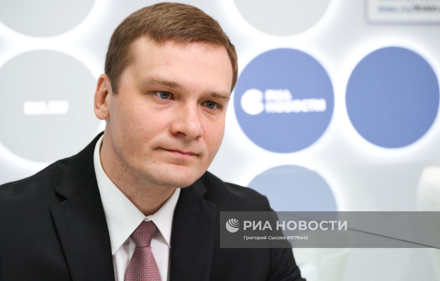 ПМЭФ-2026. Стенд РИА Новости и студия радио Sputnik 