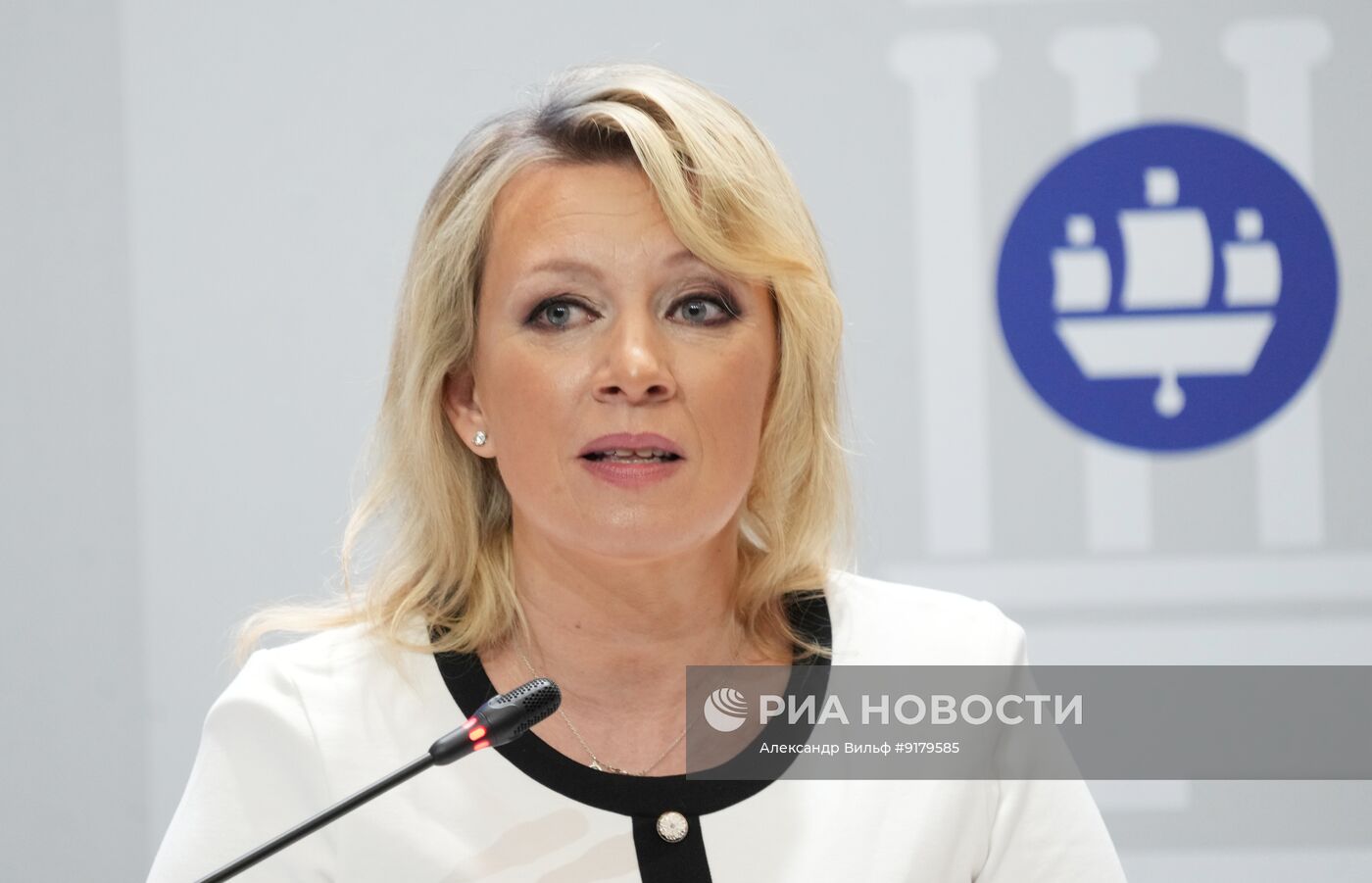 ПМЭФ- 2026. Твои слова как пули: как информация превратилась в мощнейшее оружие современности