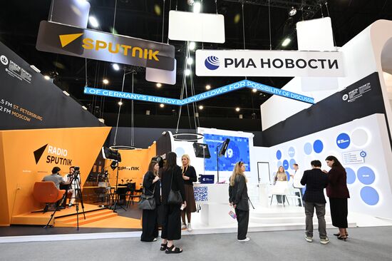 ПМЭФ-2026. Стенд РИА Новости и студия радио Sputnik 