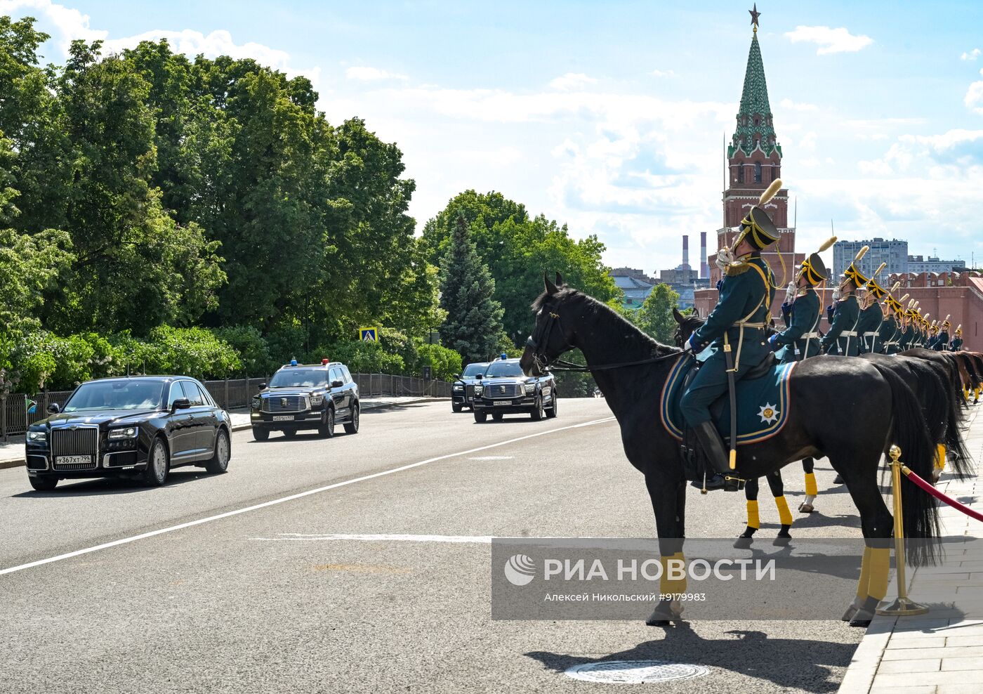 Встреча президента РФ Владимира Путина и президента Танзании Самии Сулуху Хассан